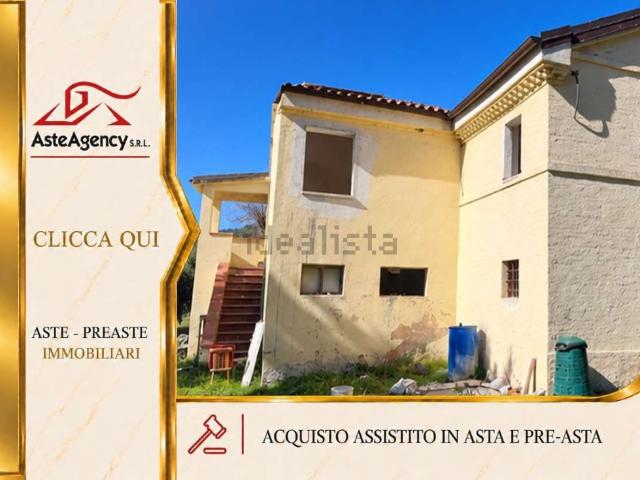 Villetta indipendente in vendita di 167 m² in Via Acquaviva, 36