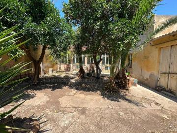Villetta indipendente in vendita di 167 m² in Via Seneca, 10