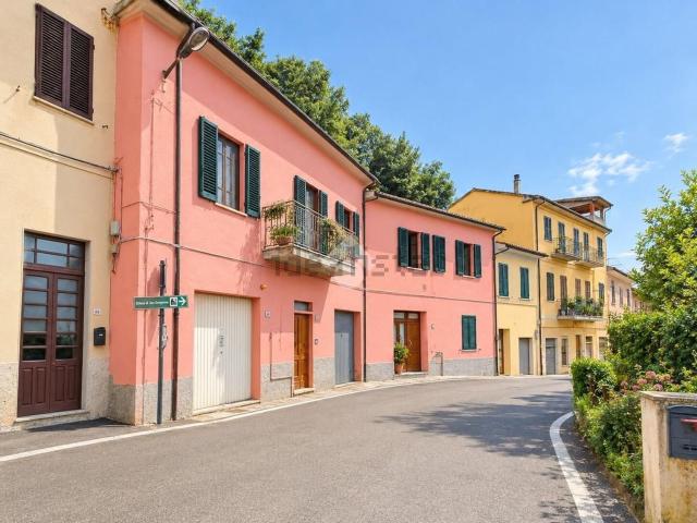 Villetta indipendente in vendita di 167 m² in Via Vittorio Veneto, 1
