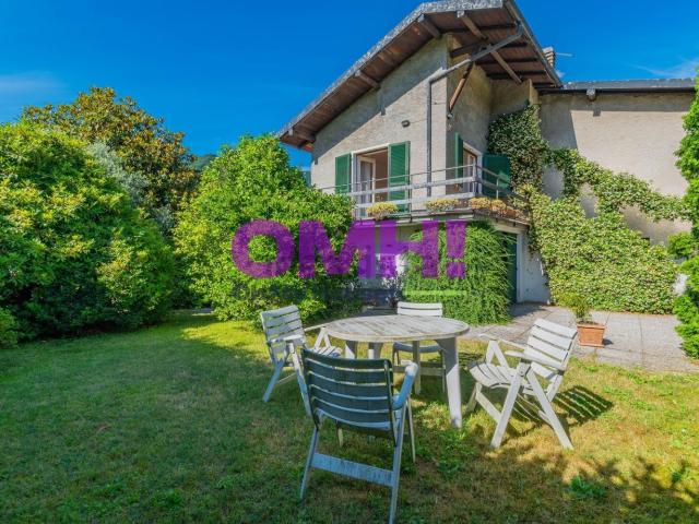 Villetta indipendente in vendita di 167 m² in Via Vignola, 64