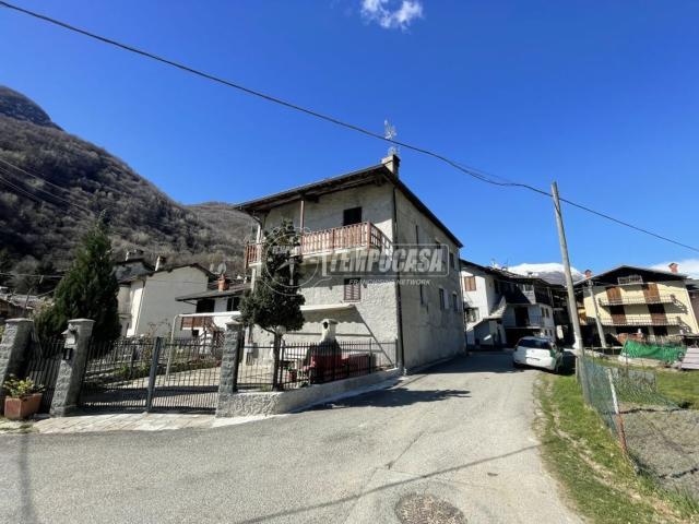 Villetta indipendente in vendita di 167 m² in Frazione Praie, 8