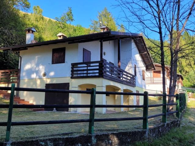 Villetta indipendente in vendita di 167 m² in Strada Borri, 15