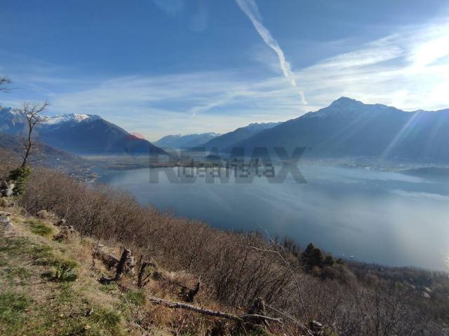 Villetta indipendente in vendita di 168 m² in Via per Caino