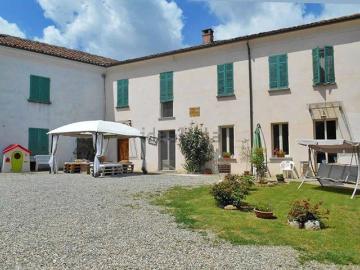 Villetta indipendente in vendita di 1690 m²