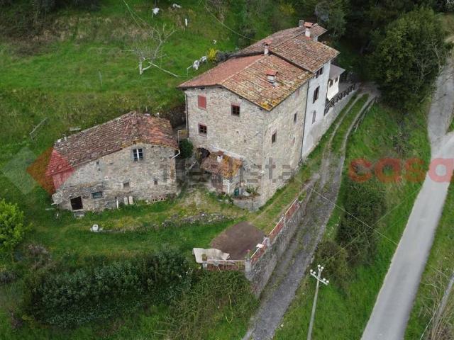 Villetta indipendente in vendita di 169 m² in Via Lucignana, 3