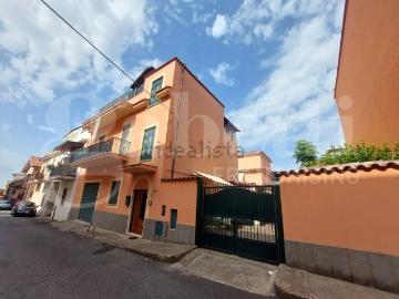 Villetta indipendente in vendita di 169 m² in Via Piemonte, 28