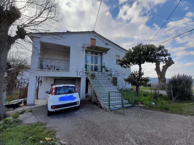 Villetta indipendente in vendita di 169 m² in Contrada Serre