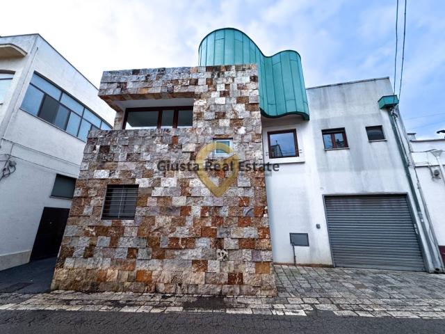 Villetta indipendente in vendita di 170 m² in Via Caterina Scazzeri, 49