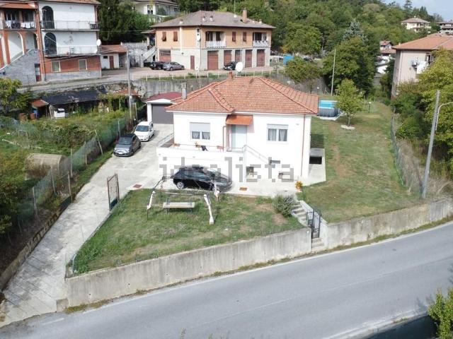 Villetta indipendente in vendita di 170 m² in Via Cavalieri di Vittorio Veneto, 3