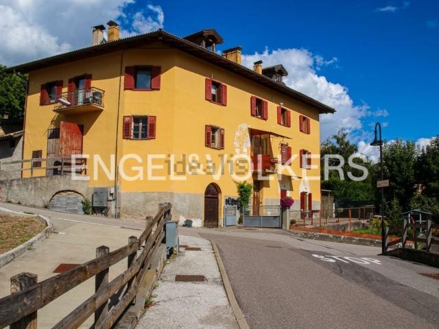 Villetta indipendente in vendita di 170 m² in Via Cesure, 8