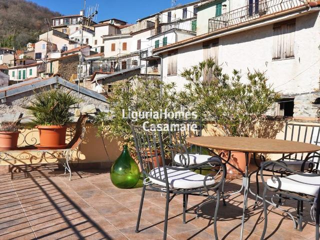 Villetta indipendente in vendita di 170 m² in Via Attilio Ventimiglia