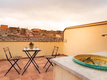 Villetta indipendente in vendita di 170 m² in Via Garibaldi