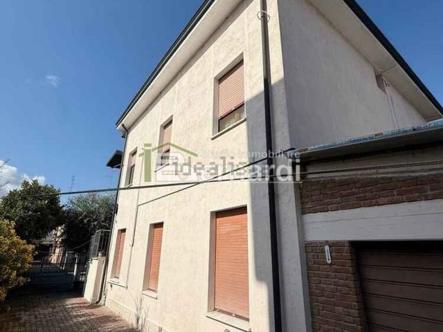 Villetta indipendente in vendita di 170 m² in Via Giuseppe Toniolo, 2