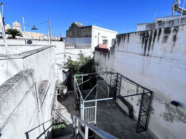 Villetta indipendente in vendita di 170 m² in Via Giorgio Castriota