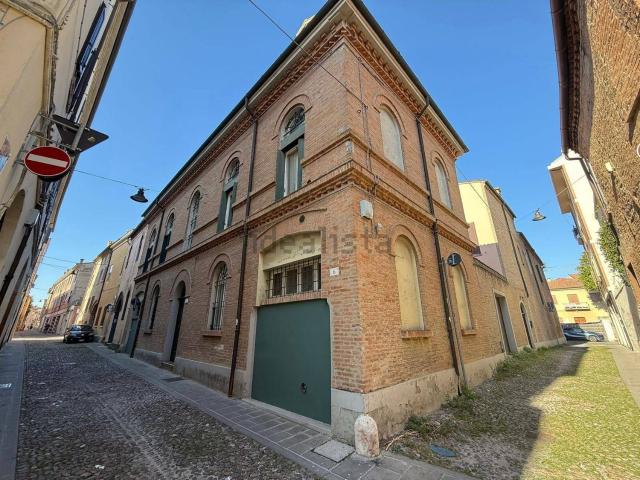Villetta indipendente in vendita di 170 m² in Via Gusmaria