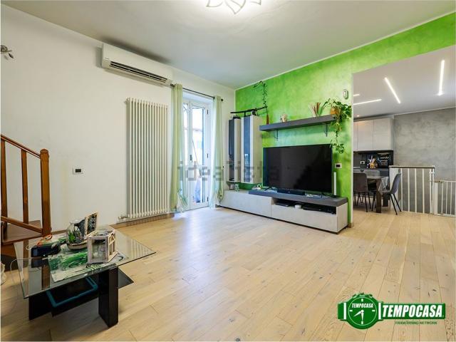Villetta indipendente in vendita di 170 m² in Via Damiano Chiesa, 8