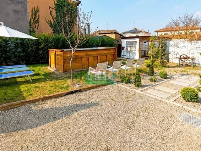 Villetta indipendente in vendita di 170 m² in Via del Verdone