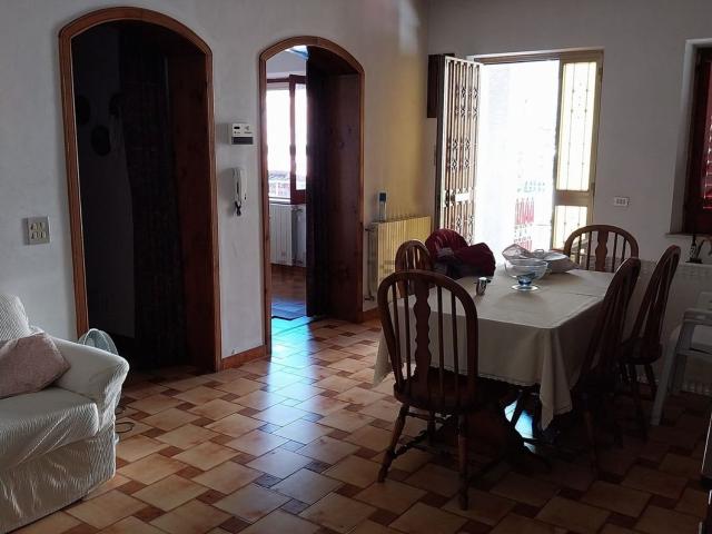 Villetta indipendente in vendita di 170 m² in Via della Libertà