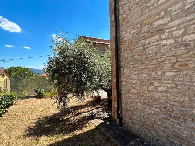 Villetta indipendente in vendita di 170 m² in Via della Piaggia