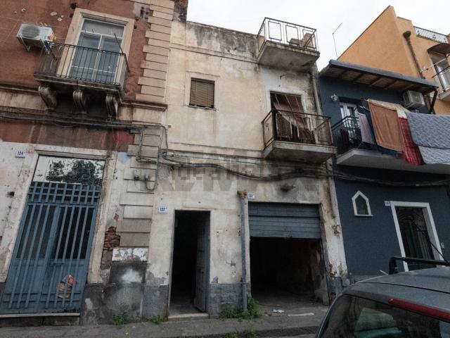 Villetta indipendente in vendita di 170 m² in Via delle Calcare, 132