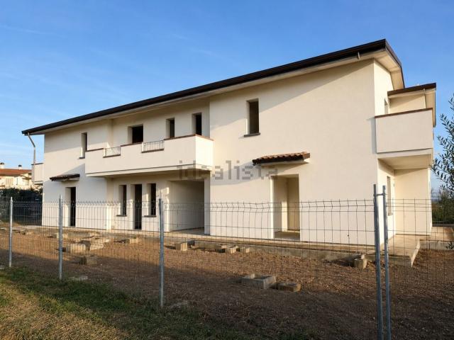 Villetta indipendente in vendita di 170 m² in Via di Bientina, 100
