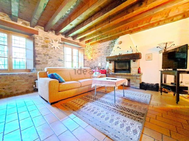 Villetta indipendente in vendita di 170 m² in Via Oneta