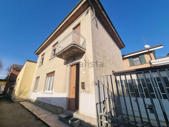 Villetta indipendente in vendita di 170 m² in Via Marzabotto