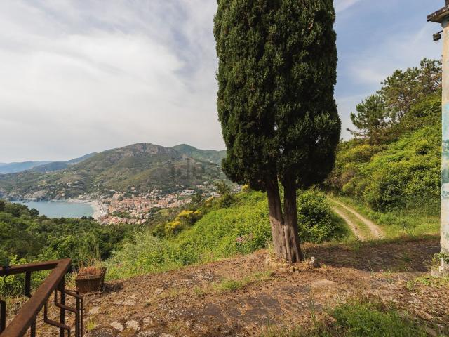 Villetta indipendente in vendita di 170 m² in Via Mesco