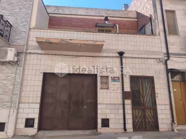 Villetta indipendente in vendita di 170 m² in Via Palmiro Togliatti