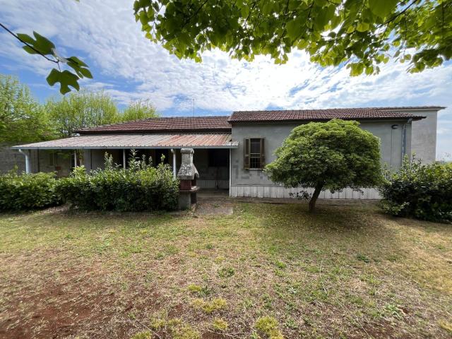 Villetta indipendente in vendita di 170 m² in Via Panniglia II