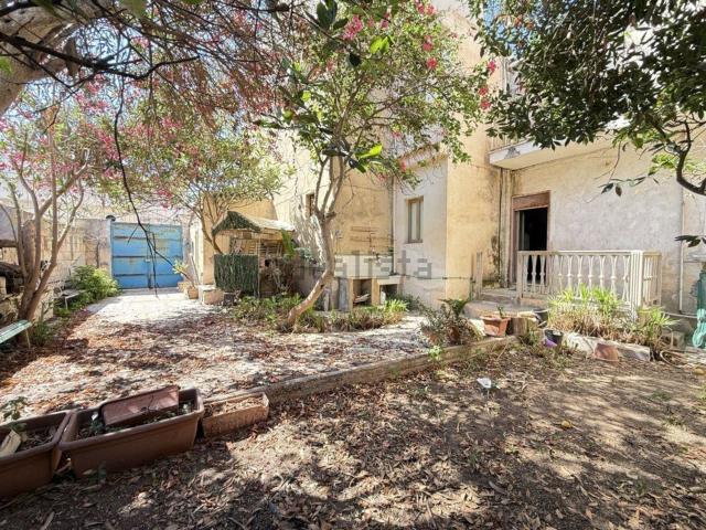 Villetta indipendente in vendita di 170 m² in Via Paolo VI, 21