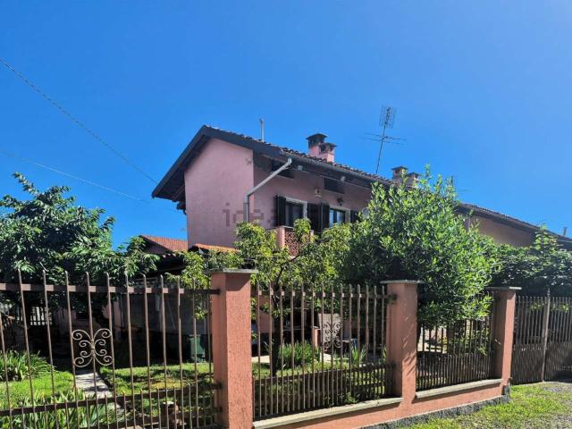 Villetta indipendente in vendita di 170 m² in Via Piave
