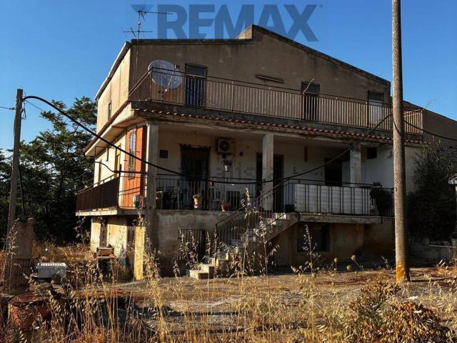 Villetta indipendente in vendita di 170 m² in Via Tiziano, 14