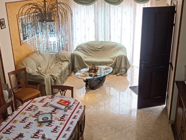 Villetta indipendente in vendita di 170 m² in Via Ulivi