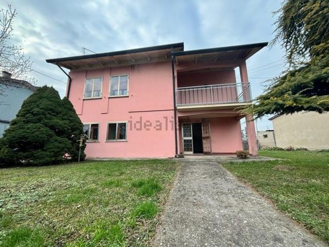 Villetta indipendente in vendita di 170 m² in Via Villabroggia