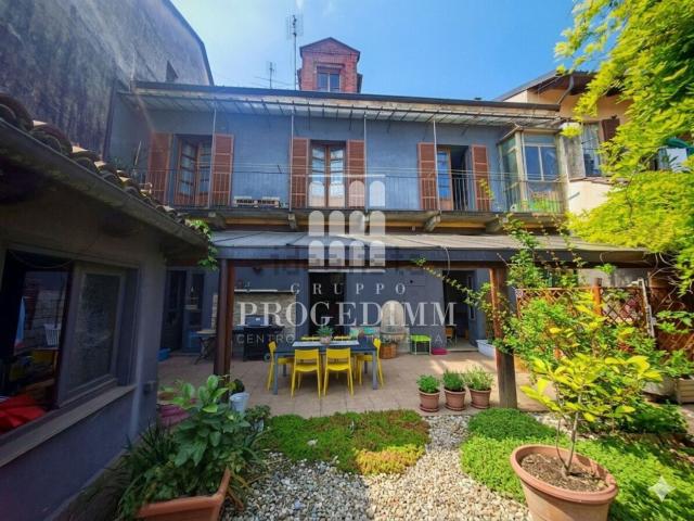 Villetta indipendente in vendita di 170 m² in Via Viotti, 5