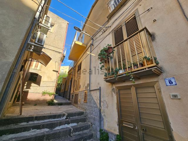 Villetta indipendente in vendita di 170 m² in Vicolo Smario, 8