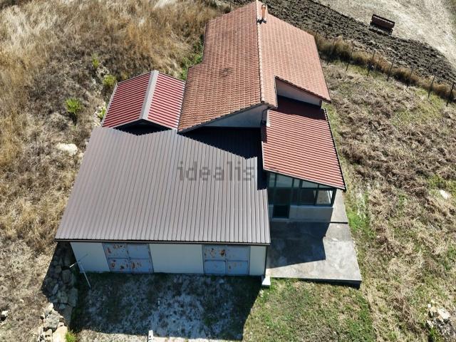 Villetta indipendente in vendita di 170 m² in Contrada Buoninventre, 50