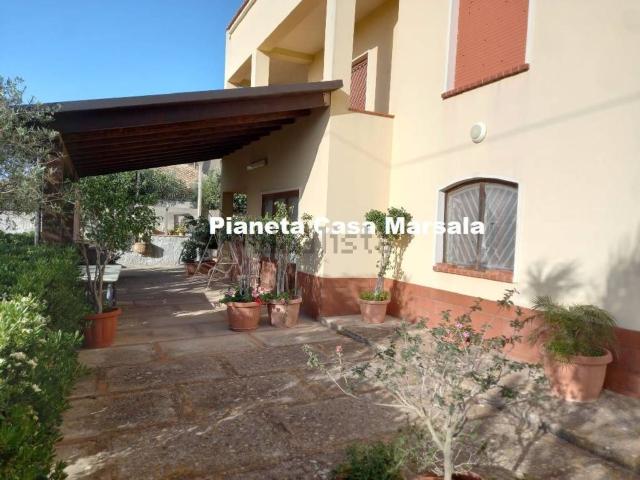 Villetta indipendente in vendita di 170 m² in Contrada Madonna Alto Oliva