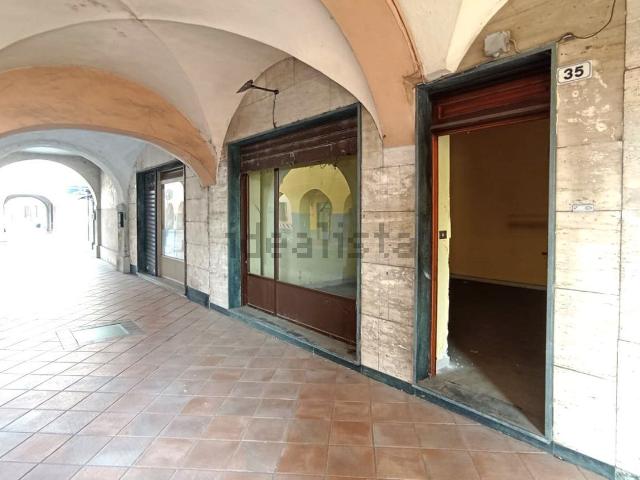 Villetta indipendente in vendita di 170 m² in Corso Delio Verna, 35