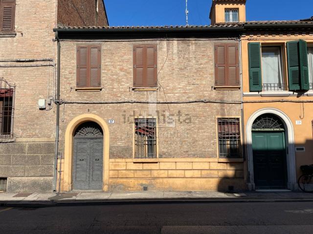 Villetta indipendente in vendita di 170 m² in Corso Porta Mare