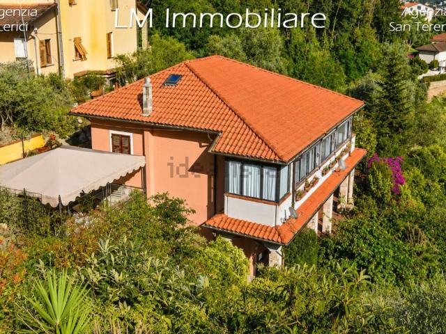 Villetta indipendente in vendita di 170 m² in Località Maggiola, 19
