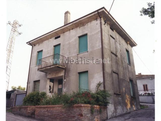 Villetta indipendente in vendita di 170 m² in Strada senza nome