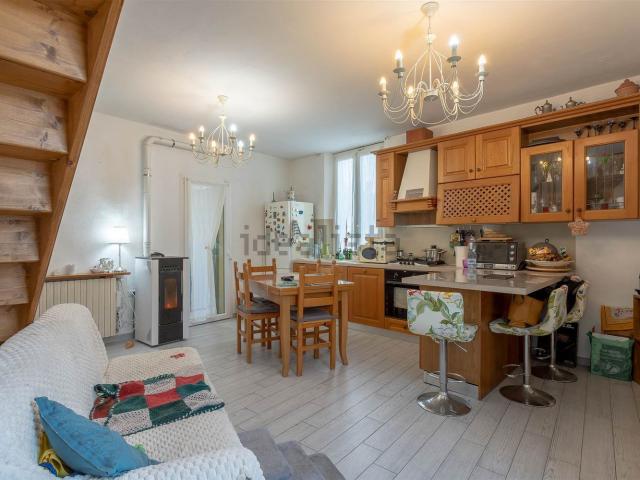 Villetta indipendente in vendita di 171 m² in Via Pimentel