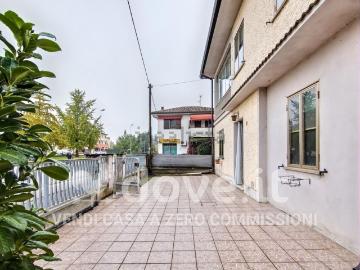 Villetta indipendente in vendita di 171 m² in Via Provinciale, 126