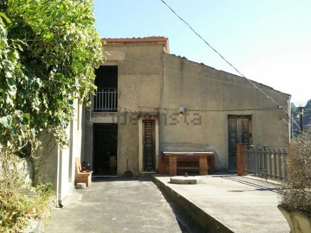 Villetta indipendente in vendita di 171 m² in Contrada San Costantino, 71
