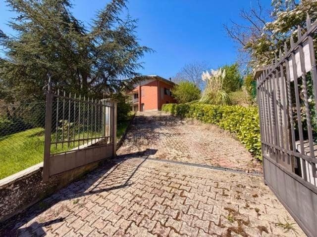 Villetta indipendente in vendita di 172 m² in Via Giuseppe Garibaldi