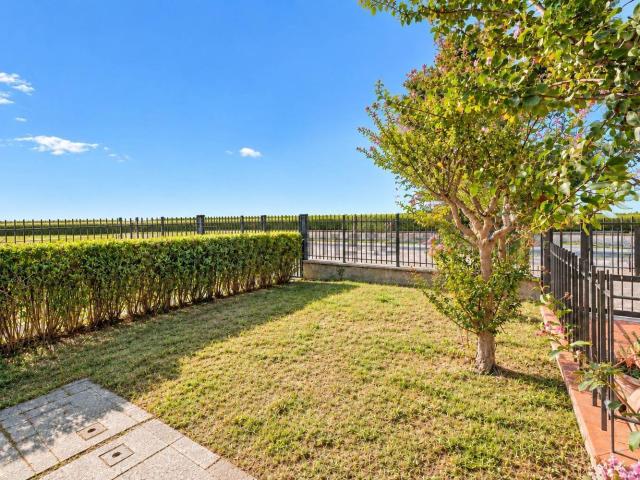 Villetta indipendente in vendita di 172 m² in Via dell&apos Olmo