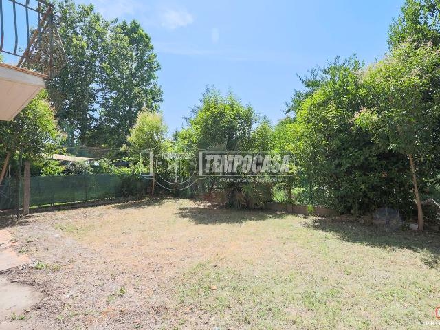 Villetta indipendente in vendita di 172 m² in Via Quarto