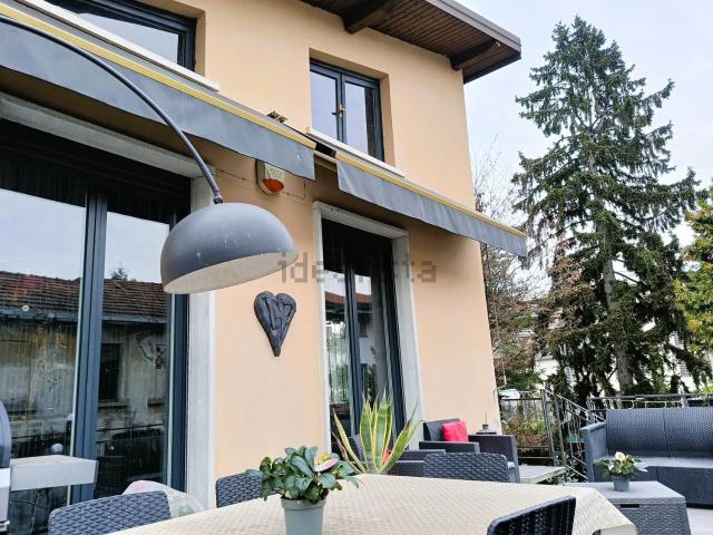 Villetta indipendente in vendita di 172 m² in Vicolo Oslavia, 7